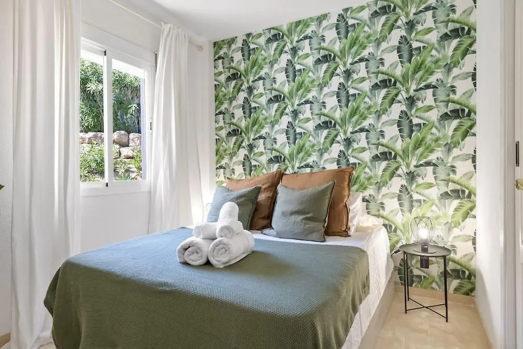 Beautiful 3 Bed Stylish & Cozy Apartment - Susanna Suite Mijas