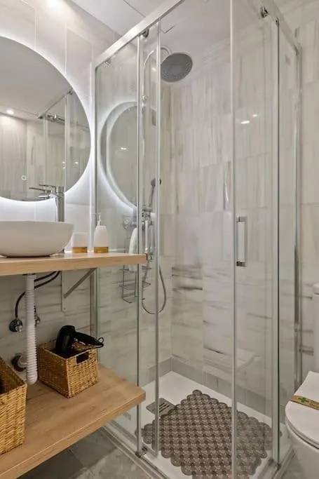 Beautiful 3 Bed Stylish & Cozy Apartment - Susanna Suite Mijas