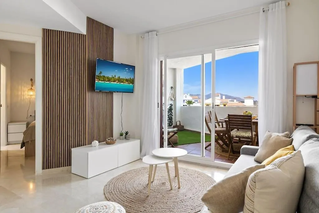Beautiful 3 Bed Stylish & Cozy Apartment - Susanna Suite Mijas 0*,