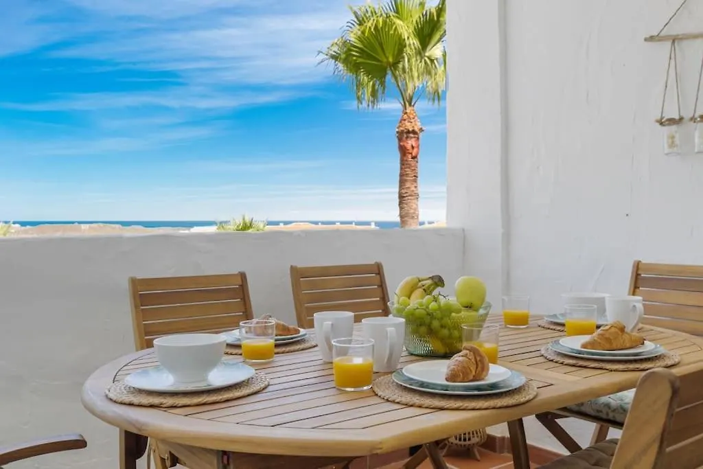 Beautiful 3 Bed Stylish & Cozy Apartment - Susanna Suite Mijas