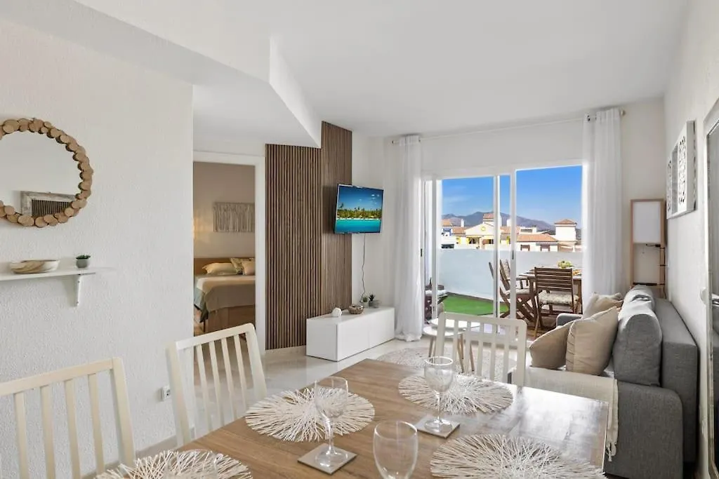 Beautiful 3 Bed Stylish & Cozy Apartment - Susanna Suite Mijas