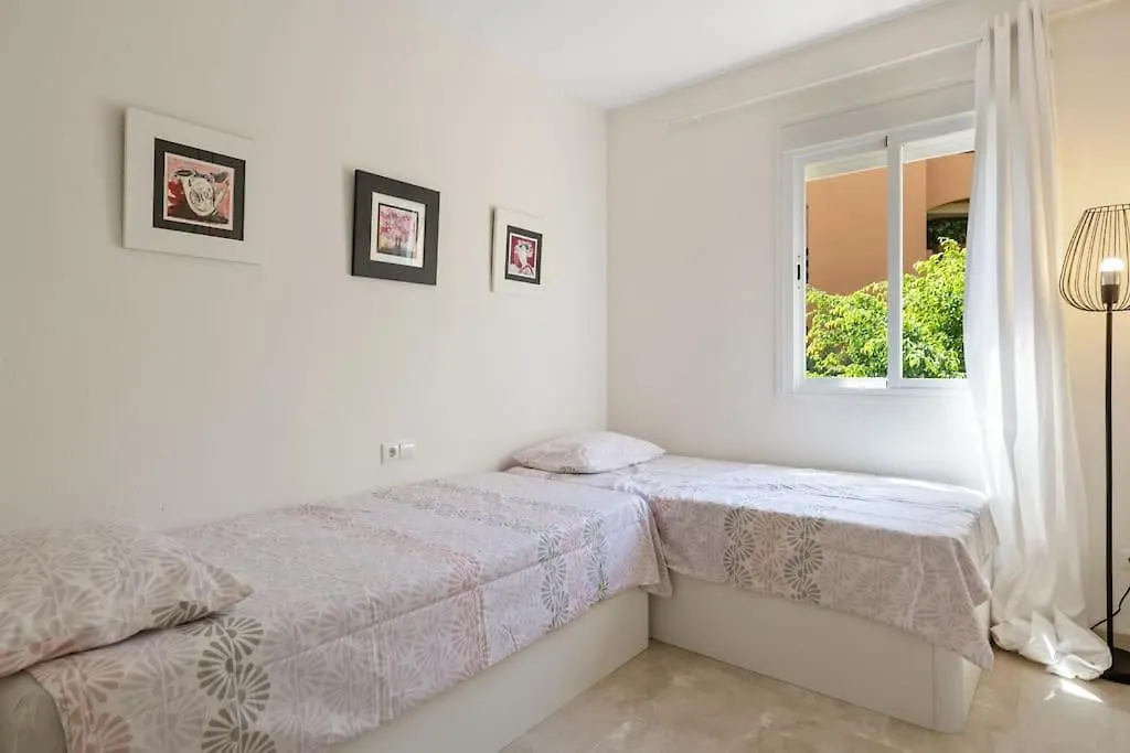Beautiful 3 Bed Stylish & Cozy Apartment - Susanna Suite Mijas